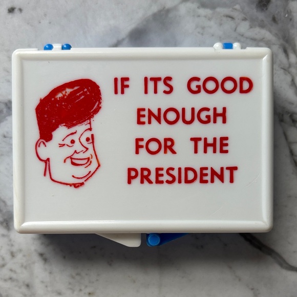 Other - Vintage Novelty Box